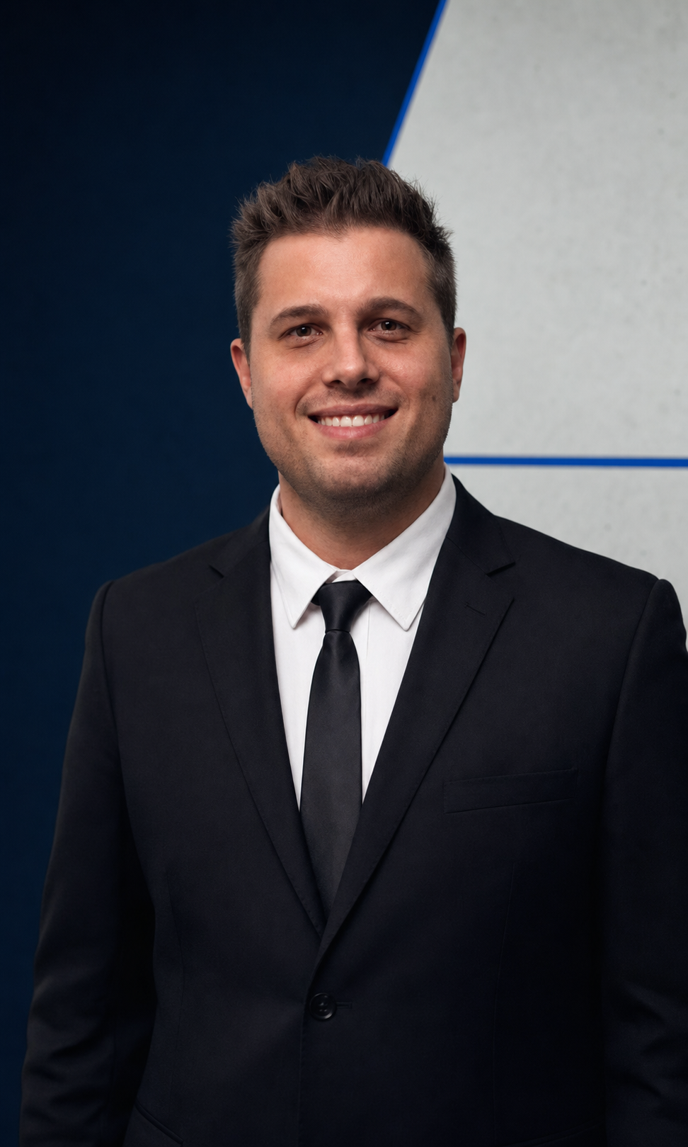 Portrait of Fernando Basualdo